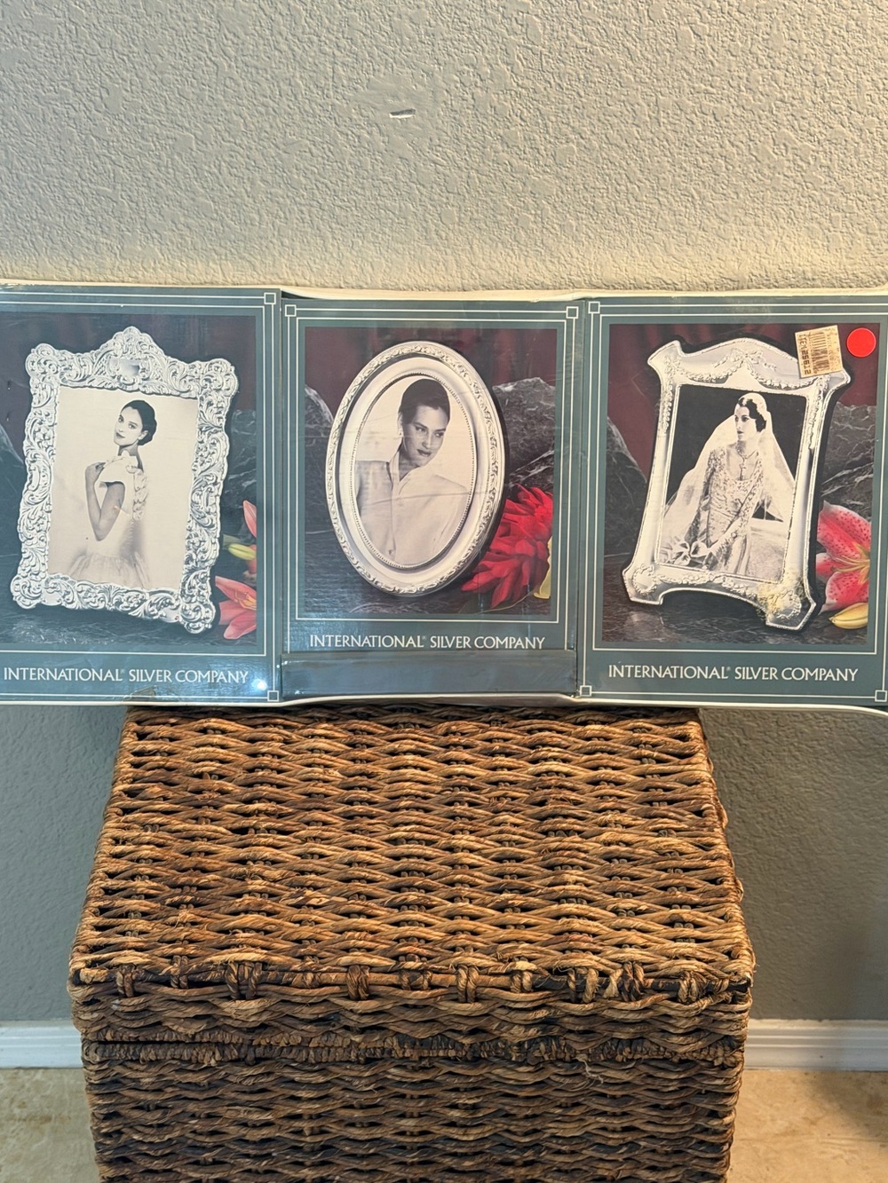 International Silver Company Silverplated Set of 3 Victorian Frames 5x7” Photos
